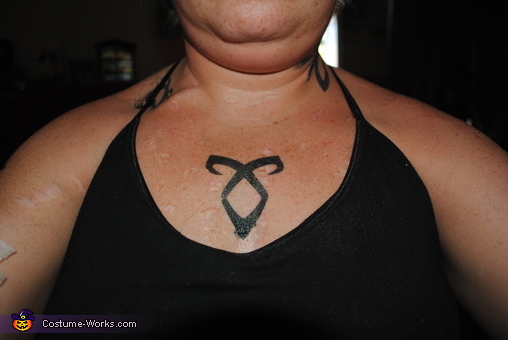 The Mortal Instruments: Getting Angelic Rune Tattoo Part 1 - YouTube