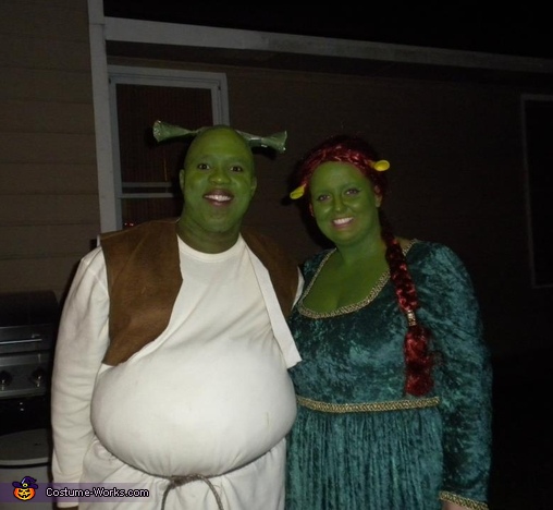 Homemade Shrek And Fiona Costume For Couples Photo 2 4.