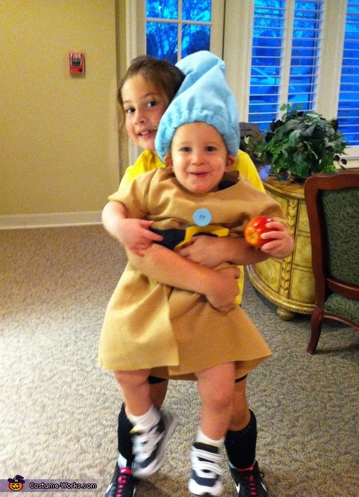 Snow White and Dwarfs - Great Family Costume Idea - Photo 3/3