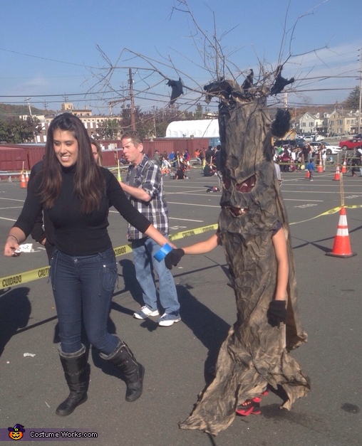 Spooky Tree Costume Mind Blowing Diy Costumes