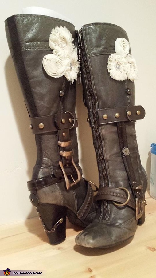 Steampunk Sheriff Costume | Step by Step Guide - Photo 6/6
