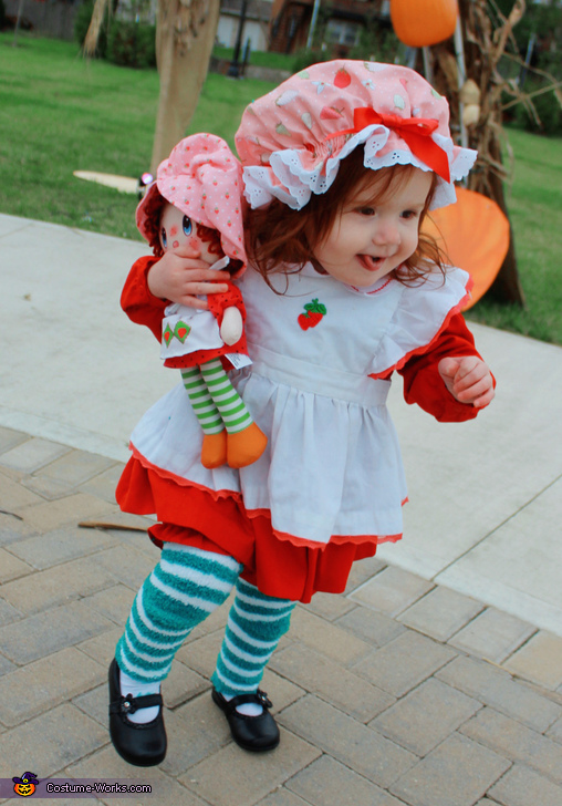 Strawberry Shortcake Classic Retro Cartoon Fancy Dress Halloween Child Costume 