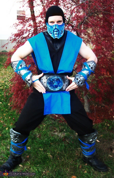 Sub-Zero Costume