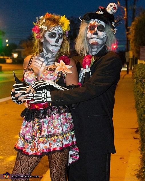 Sugar Skull Couple Costumes