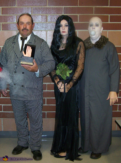 The Addams Family Group's Halloween Costume