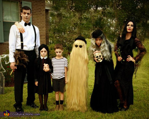 Wednesday Addams and Cousin IT Costume in 2023  Wednesday costume,  Holloween costume, Family halloween costumes