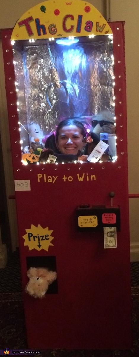 The Claw Machine Costume