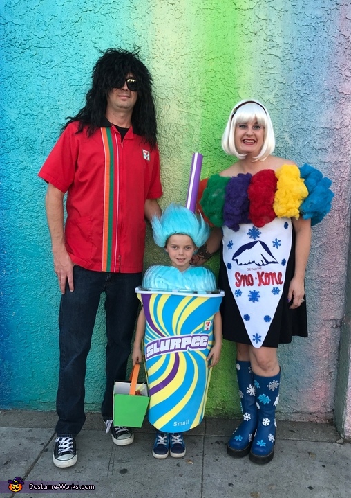 The Family that Chills! Costume