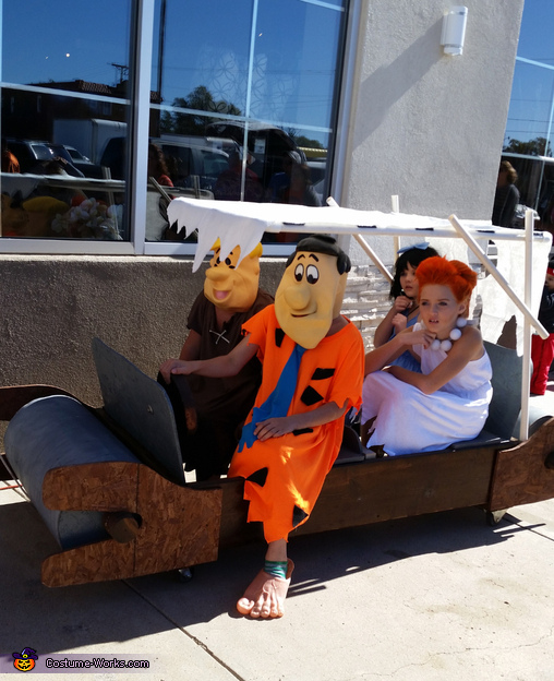 The Flintstones Group Costume | Creative DIY Costumes