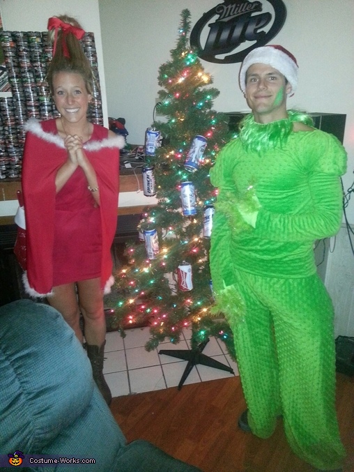 The Grinch and Cindy Lou Who Costume | Creative DIY Costumes