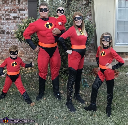 The Incredibles Costume | Affordable Halloween Costumes