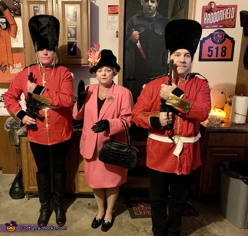 The Queen and Royal Guard Costume