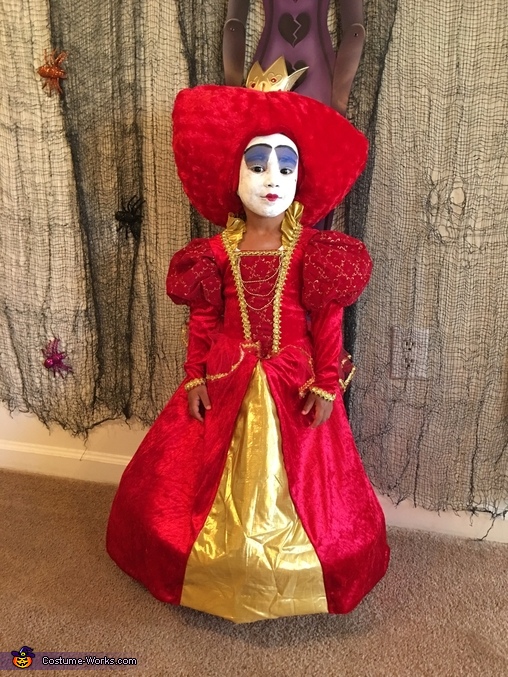 The Queen of Hearts Costume