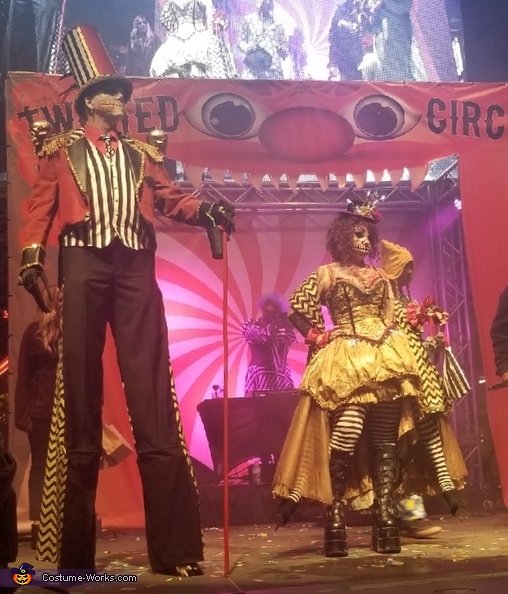 The Ringmaster & Freak Show Betty Costume