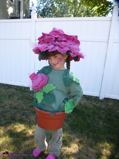 The Rosiest Rose - Rose in a Flower Pot Costume | Creative DIY Costumes