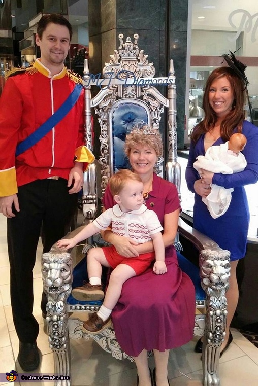 The Royal Family Costume