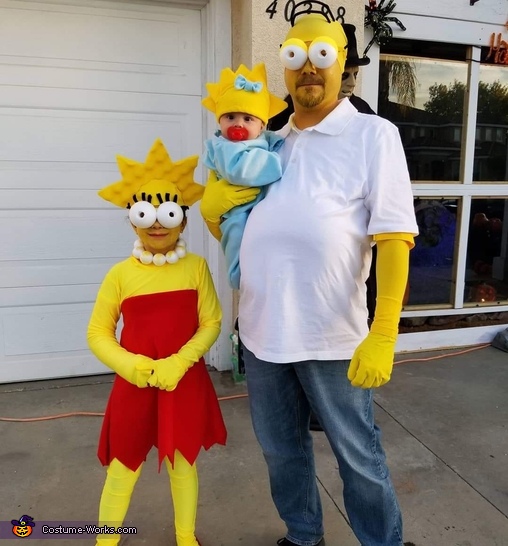 The Simpsons Costume | DIY Costumes Under $45 - Photo 3/4