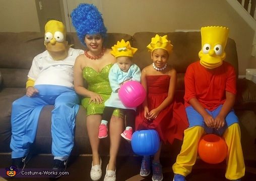 Original The Simpsons Family Costume | Unique DIY Costumes - Photo 2/5