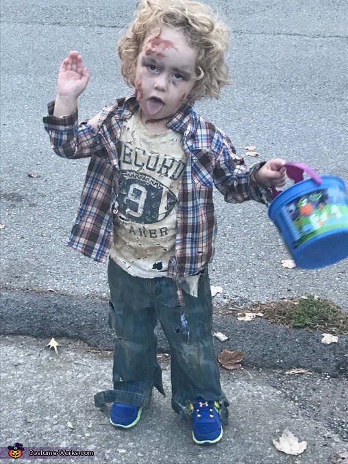 The Walking Jett Costume