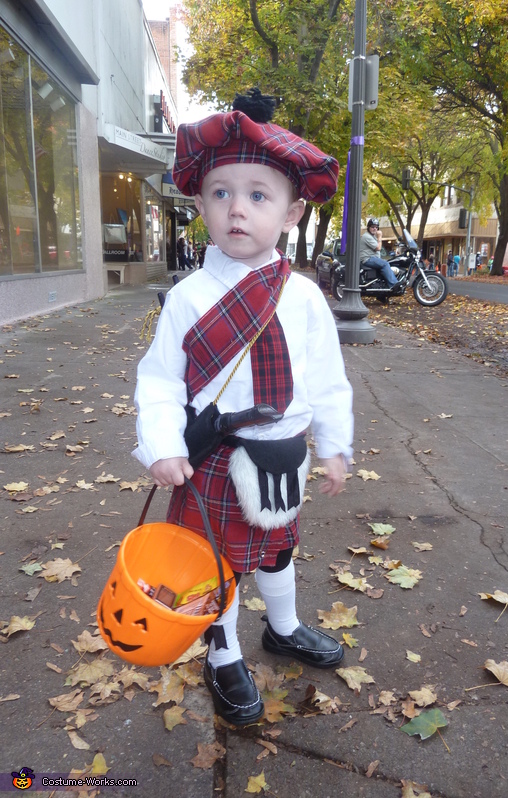 The Wee Bagpiper Costume