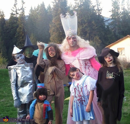 The Wizard of Oz Zombies Family Costume