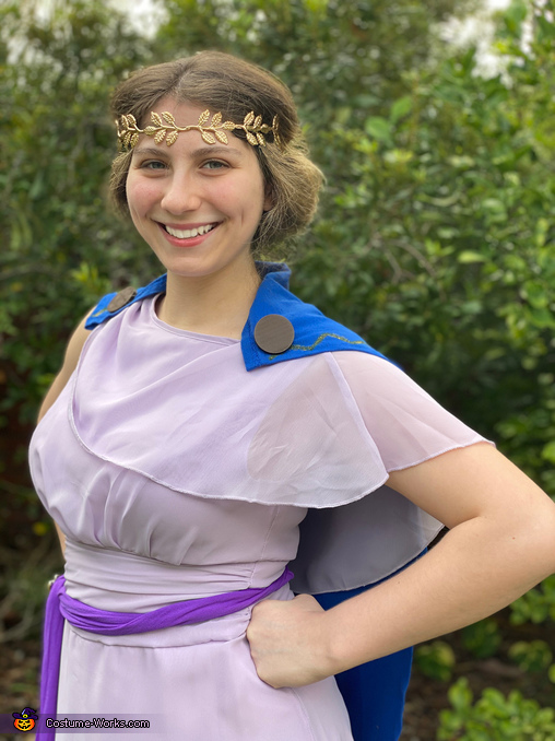 This Damsel Can Go The Distance Costume