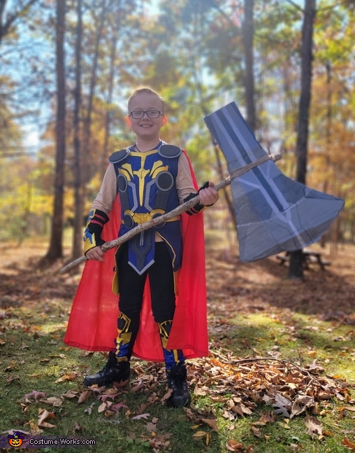 Thor with Stormbreaker Costume