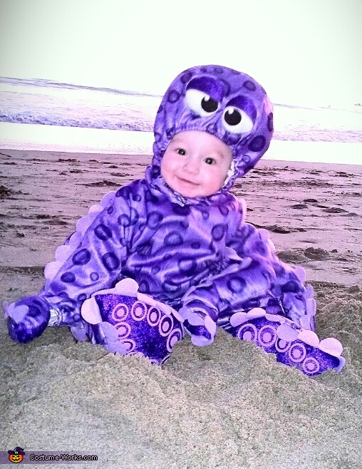 Tiny Tentacles Baby Octopus Costume