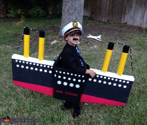 Captain of the Titanic Costume