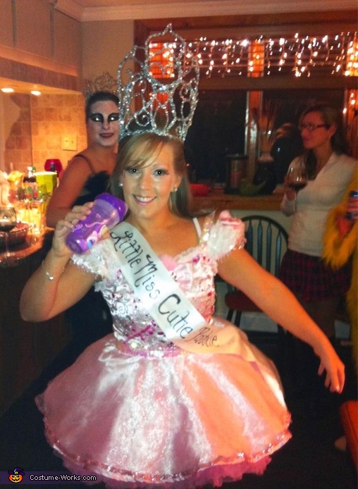 Toddlers and Tiaras Costume