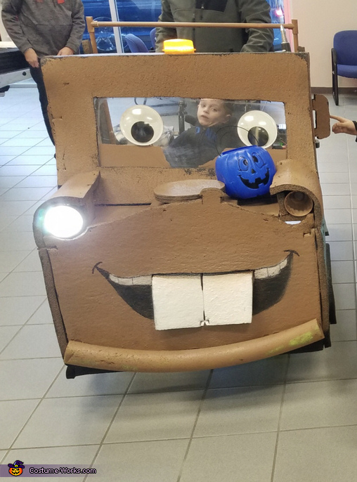 Tow Mater Costume
