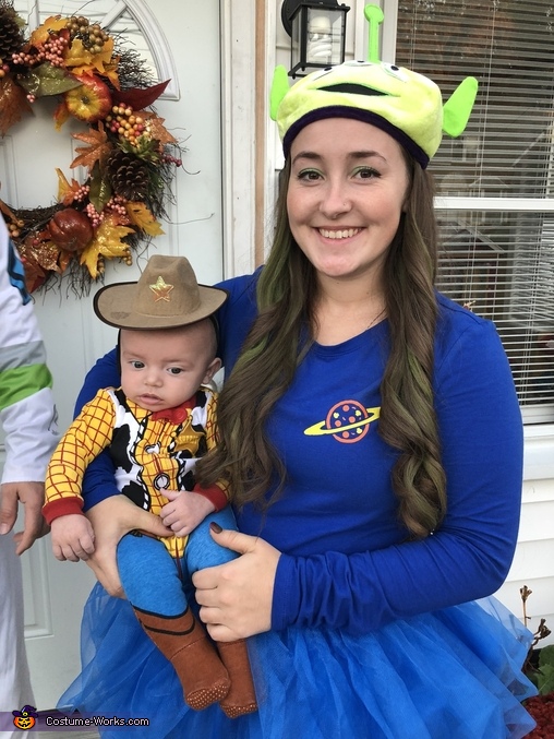Toy Story Family Costume | Last Minute Costume Ideas - Photo 3/3