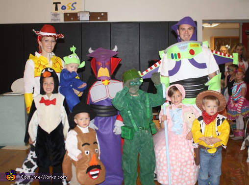 Toy Story Family Costumes DIY