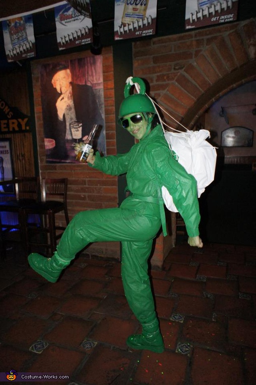 Toy Story Soldiers Homemade Halloween Costume - Photo 3/7