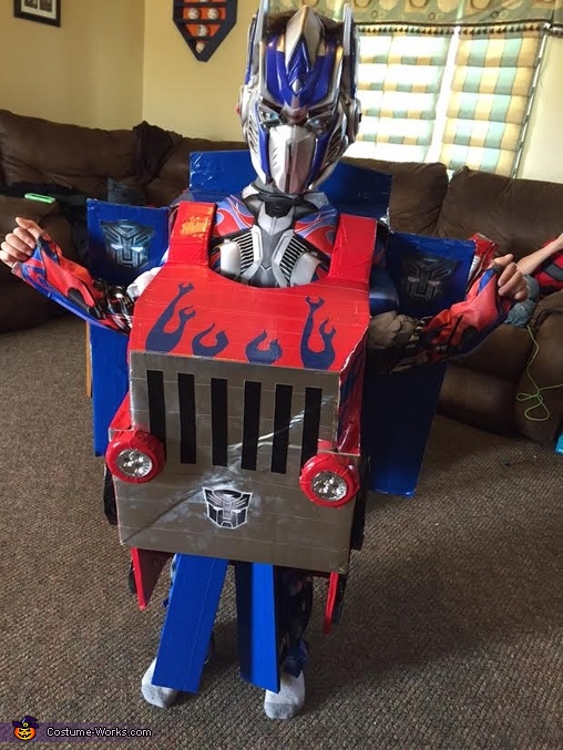 Transforming Optimus Prime Costume