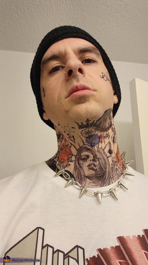 travis barker neck tattoos