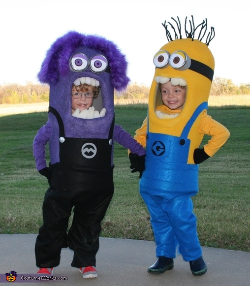 family minion costumes