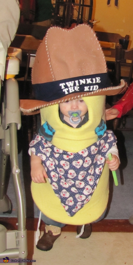 Twinkie the Kid Costume