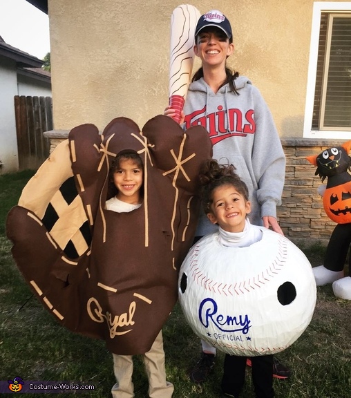 DIY Baseball Player Costume