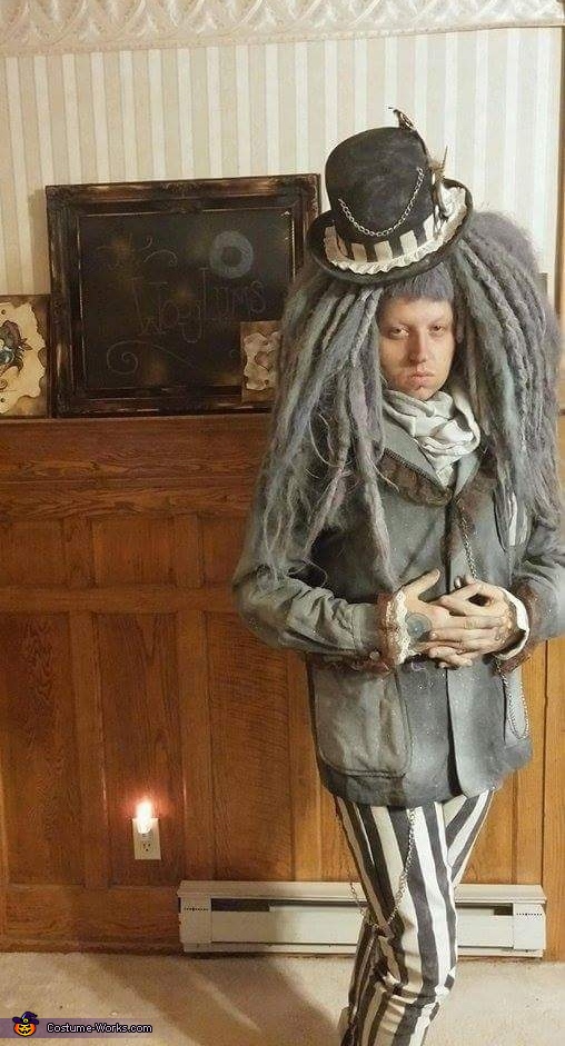 Twisted Character Deasul Wooglum Costume
