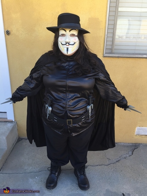 V For Vendetta Costume, Hobbies Toys, Toys Games On Carousell |  