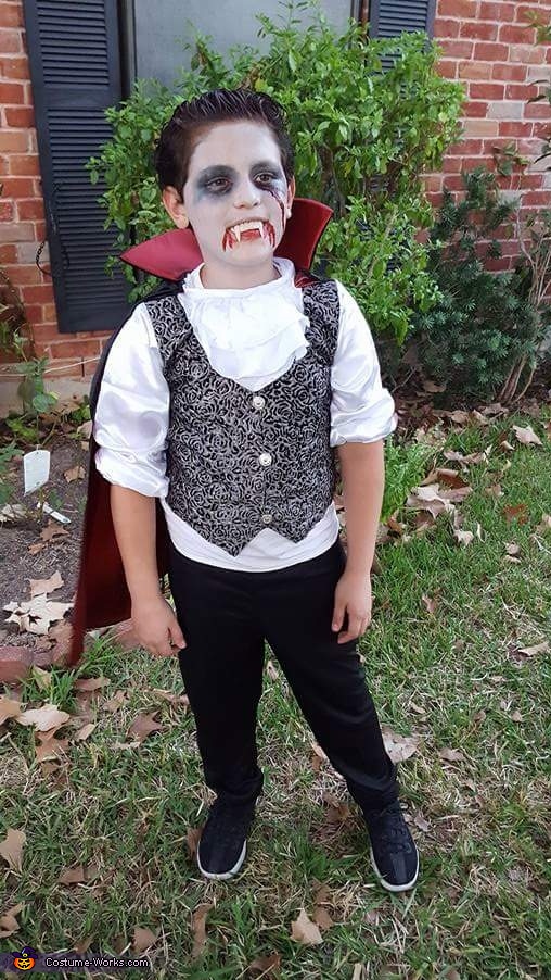 homemade vampire costume