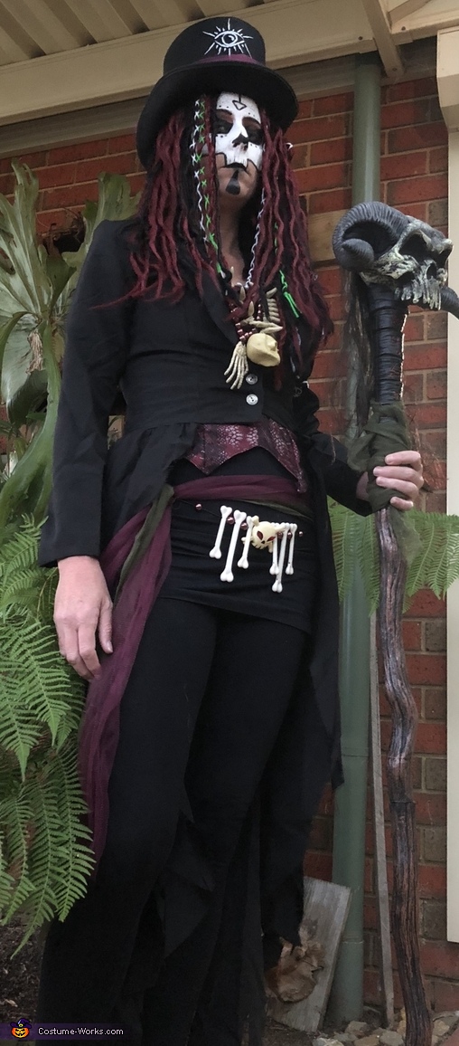 Voodoo Priestess Costume | No-Sew DIY Costumes - Photo 2/3