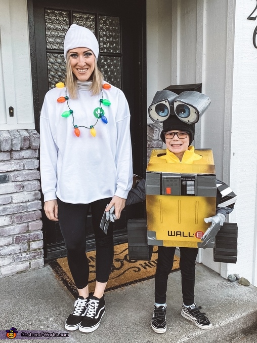 DIY Wall-E Costume | DIY Costumes Under $25