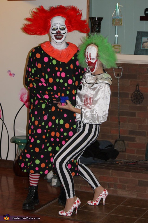 Coolest DIY Costumes - What a Couple of Clowns - Costume Works