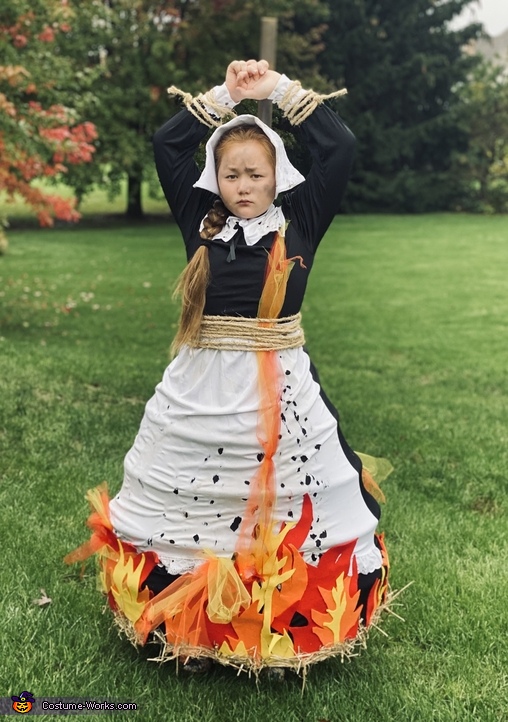 Witch Burning at the Stake Costume