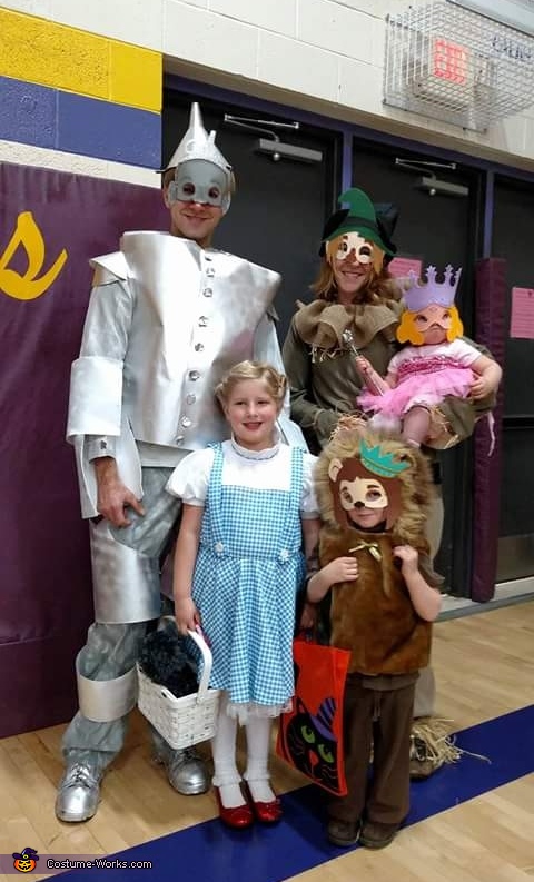 Wizard of Oz Movie Family Costume