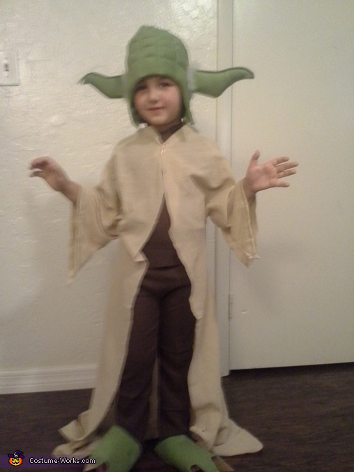DIY Yoda Costume