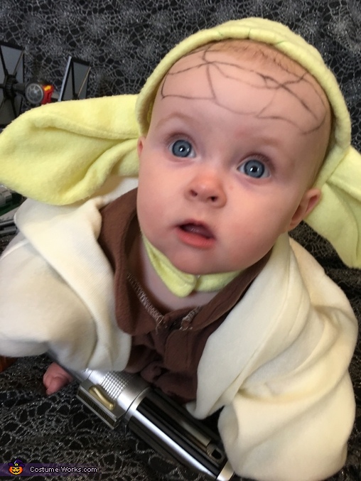 Yoda Baby Costume | Easy DIY Costumes - Photo 2/4