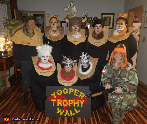 Yooper Trophy Wall Costume